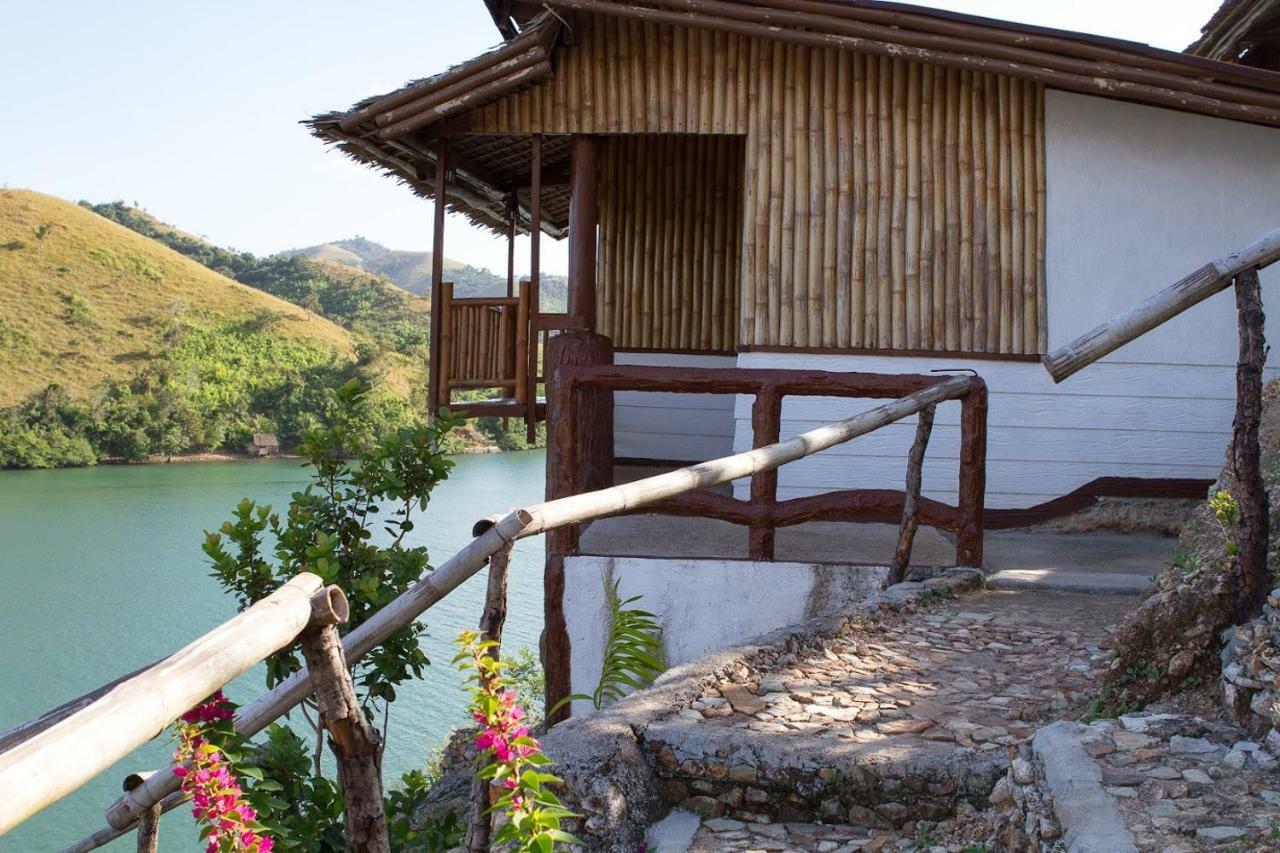 Borac Bay Bungalows Hotel And Resort Eksteriør bilde